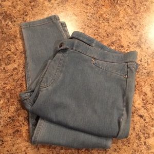 Lt Blue XL pull on Jean leggings by RUE